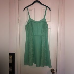 NWOT LAUREN CONRAD MINT GREEN DRESS